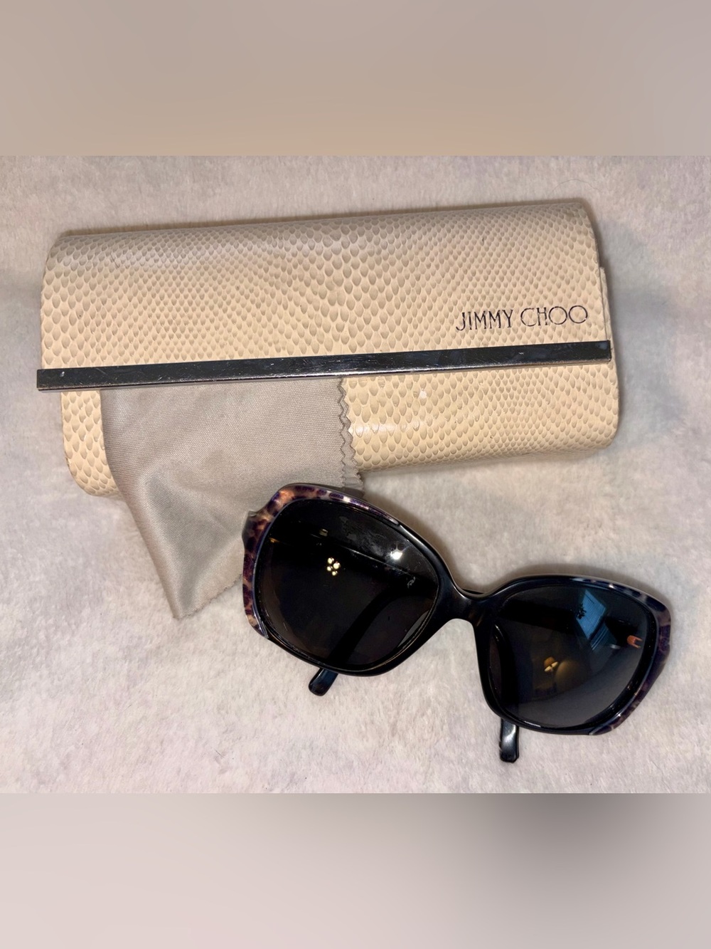 JIMMY CHOO Lela Vintage Sunglasses & Case